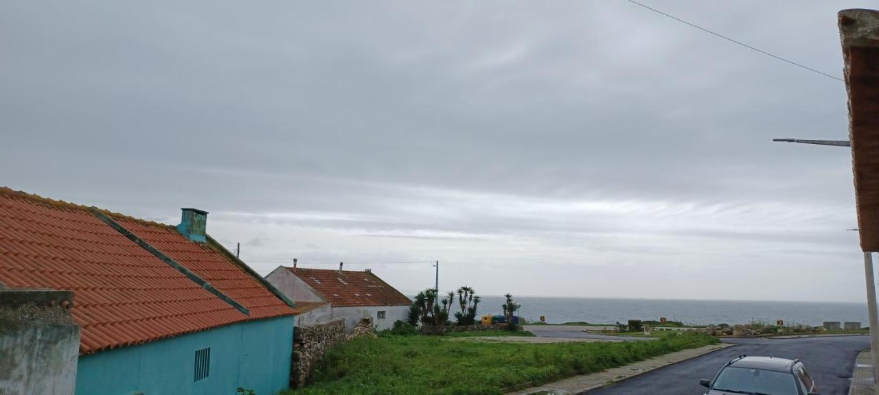 Swordfish Beach House Peniche Extérieur photo